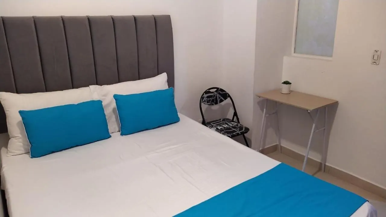 Pensión Hotel George House Medellín Colombia